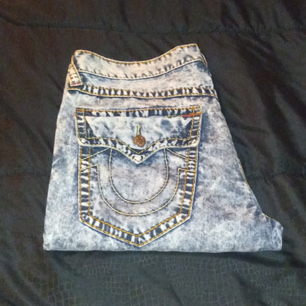 Acid Wash True Religion Jean's (size 36)